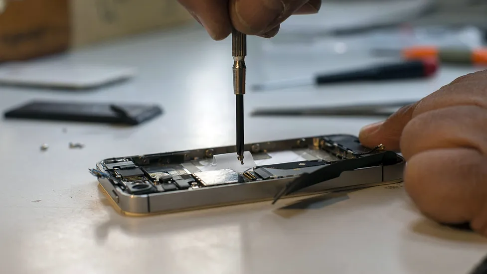 Services to Avail for Apple iPhone Camera Repair