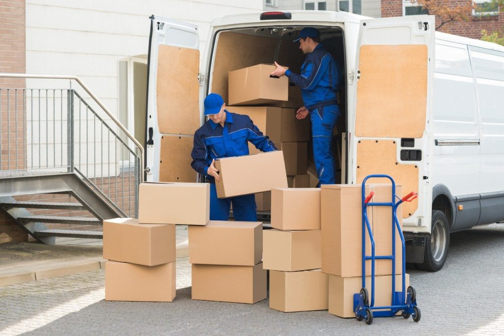 how much is moving service cost